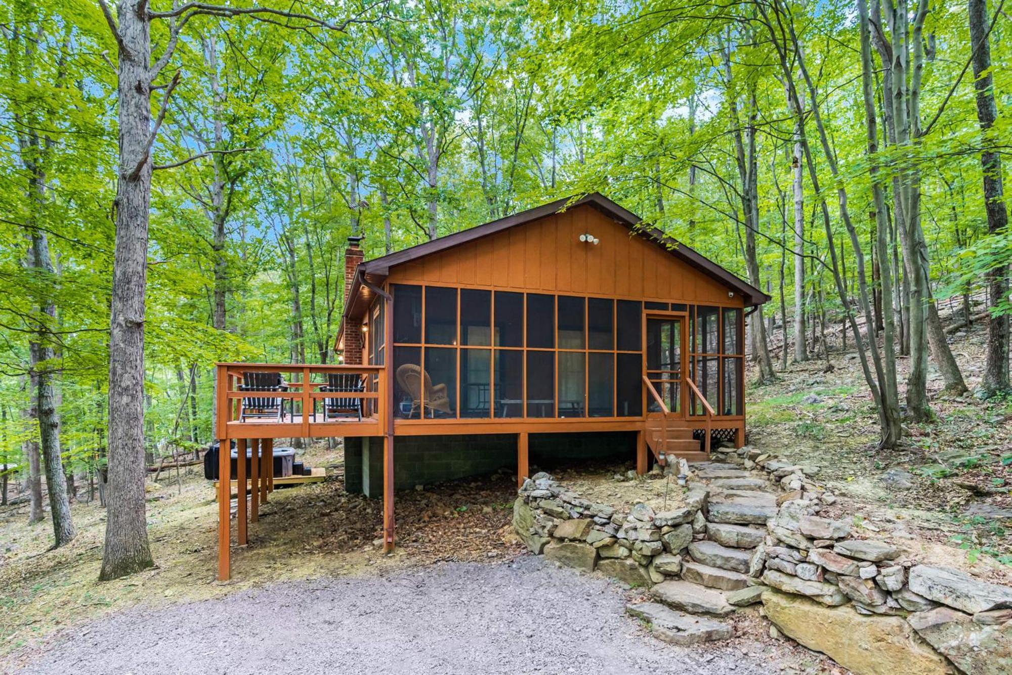 Secluded W Hot Tub, Fire Pit, Deck & Updated Wifi Great Cacapon Exterior photo